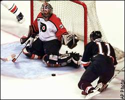 John Vanbiesbrouck, Bill Muckalt