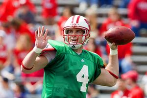 ESPN.com - Journeyman Evridge settles in as Badgers quarterback